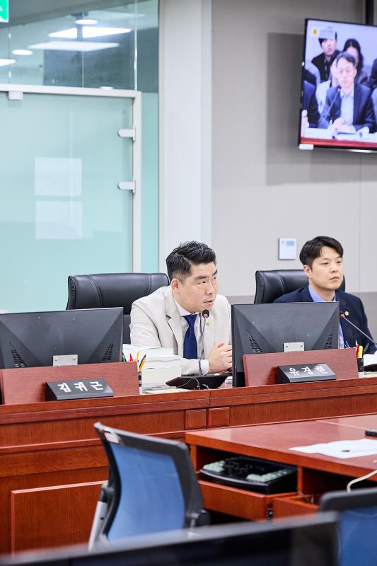 제393회 임시회 제4차 경기도청 예산결산특별위원회_7