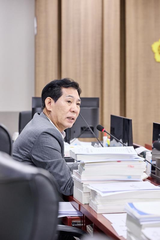 제393회 임시회 제4차 경기도청 예산결산특별위원회_4