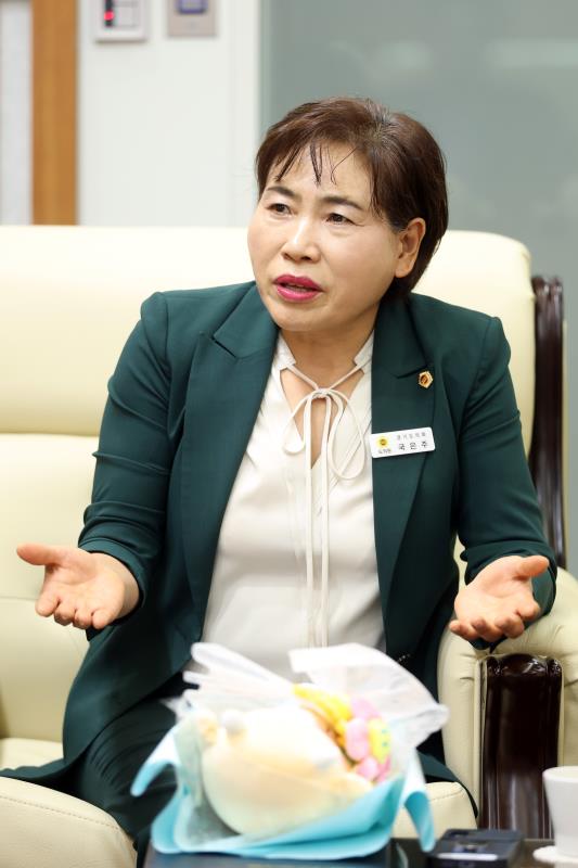 제12대 전반기 경기도의회 조례시행추진관리단 위원 위촉식_6