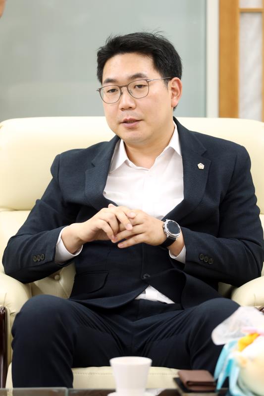 제12대 전반기 경기도의회 조례시행추진관리단 위원 위촉식_8