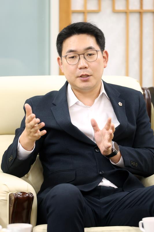 제12대 전반기 경기도의회 조례시행추진관리단 위원 위촉식_10