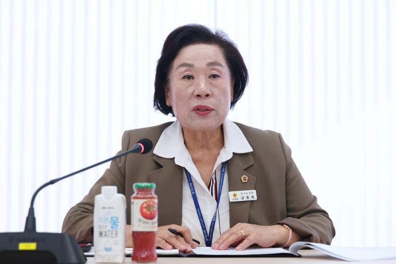 제12대 전반기 경기도의회 조례시행추진관리단 회의_5