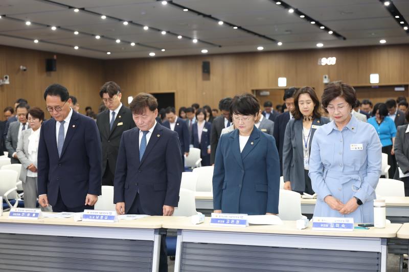 경기도의회 더불어민주당 의원총회_3