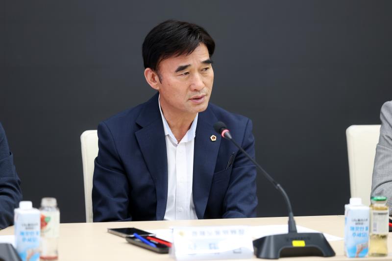 의장단, 교섭단체대표단, 상임위원장단 정담회_6