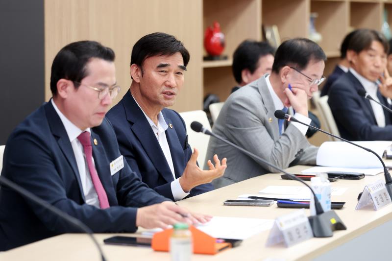 의장단, 교섭단체대표단, 상임위원장단 정담회