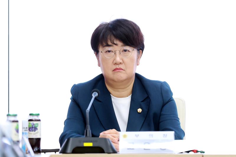 의장단, 교섭단체대표단, 상임위원장단 정담회_7