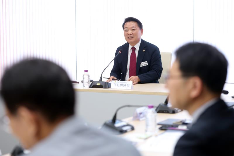 제12대 전반기 경기도의회 예산정책자문위원회 위원 위촉식 및 회의_10