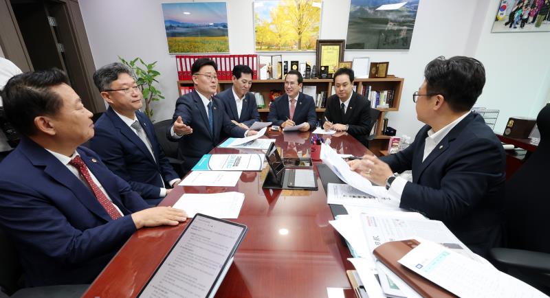 강명구 국회의원 접견_7