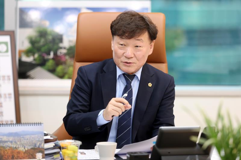 기우회 12조 간담회 및 의회 견학_9