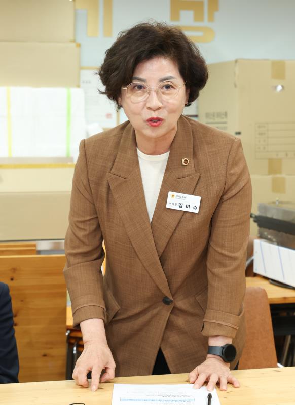 남종섭 의장 찾아가는 도의회 민생현장 구매탄시장 방문_3