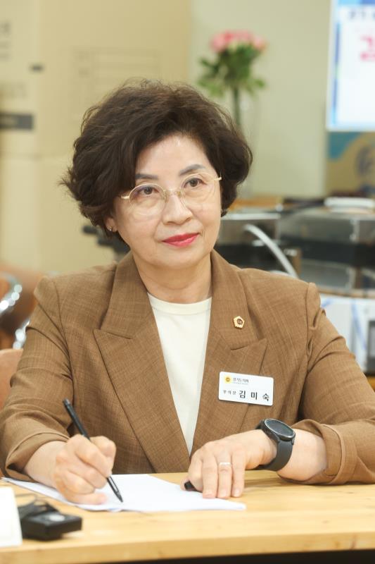 남종섭 의장 찾아가는 도의회 민생현장 구매탄시장 방문_6