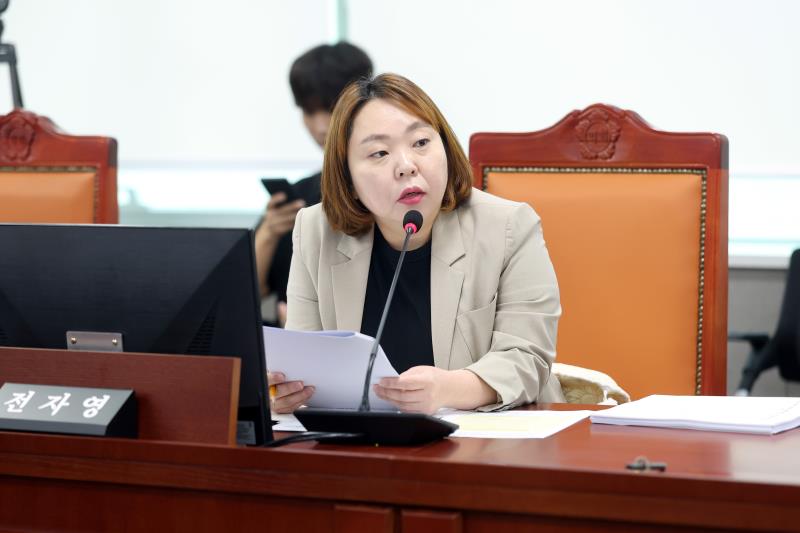 제393회 임시회 제1차 의회운영위원회_9