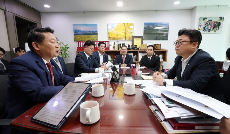 강명구 국회의원 접견_7