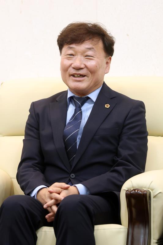 의회사무처 4급,5급 직원 임용장 교부_10
