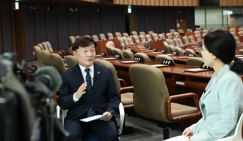 남종섭 의장 OBS 지방의회 리더에게 듣는다 인터뷰 녹화_5