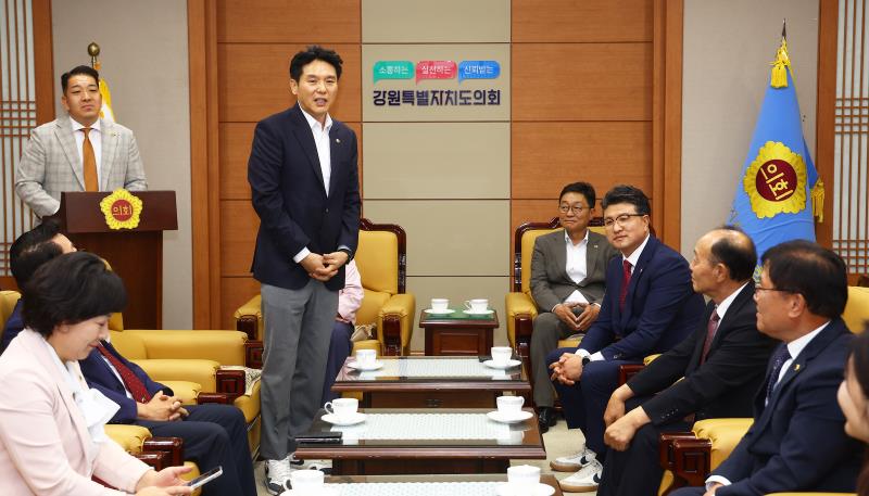 경기도의회, 서울특별시의회, 충북도의회 교섭단체 국민의힘 원내대표단 간담회_3