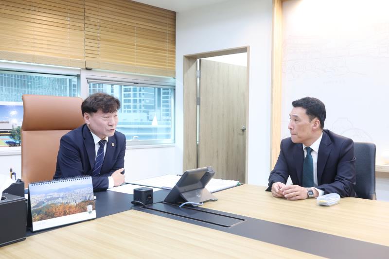 남종섭의장 신임 행정1부지사 접견_3