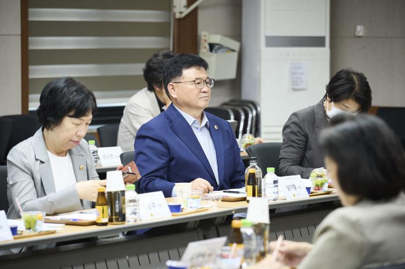 여성가족평생교육위원회 현장방문 2일차_7