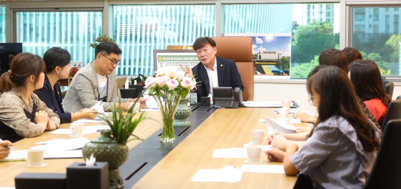 남종섭 의장 기흥초등학교 학부모회 접견_8