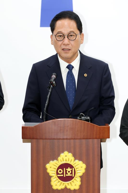 경기도의회 더불어민주당 대표단 기자회견_3