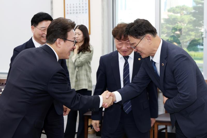 김민석 더불어민주당 대표 면담_6