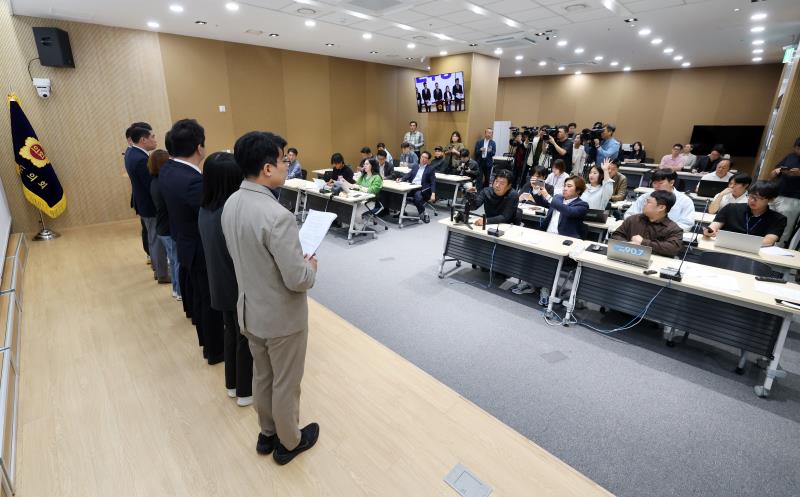 경기도의회 더불어민주당 대표단 기자회견_9