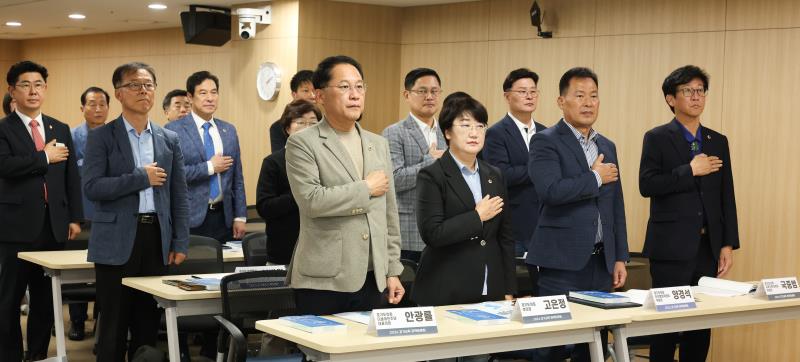 경기도의 지속가능한 평화통일교육 생태계 구축방안 정책토론회(이성한 의원)_2