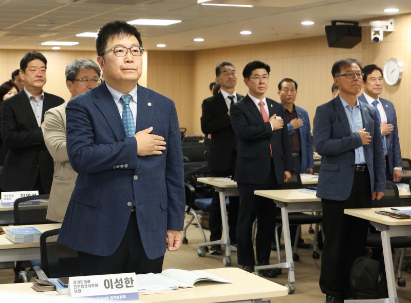 경기도의 지속가능한 평화통일교육 생태계 구축방안 정책토론회(이성한 의원)_3