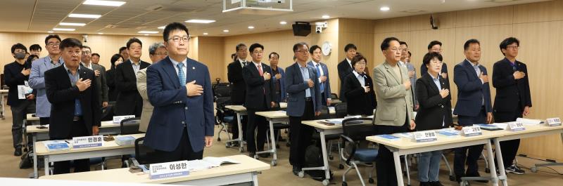 경기도의 지속가능한 평화통일교육 생태계 구축방안 정책토론회(이성한 의원)_4