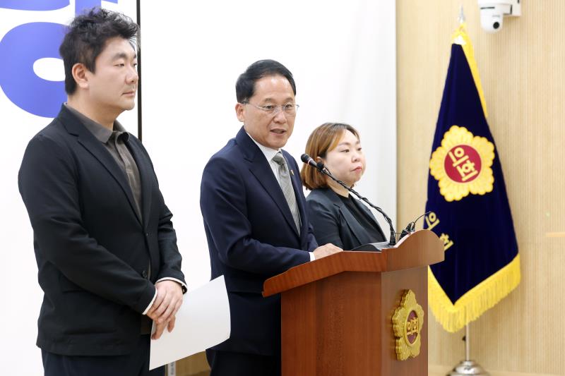 경기도의회 더불어민주당 대표단 기자회견_8