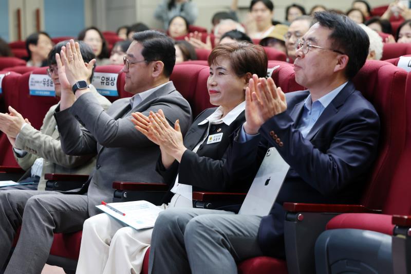통합돌봄 및 미래형 복지 구현을 위한 '노인복지관 중심 전달체계 확립 및 선배시민 활성화' 정책토론회_8
