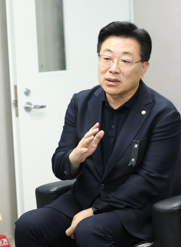 더불어민주당 안광률대표 및 의원 국토교통위 경기도 국정감사장 방문_10