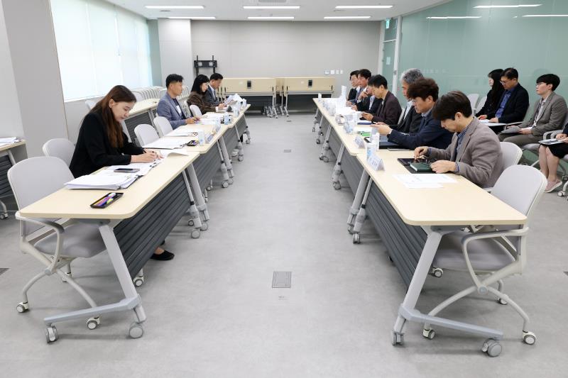 경기도의회 더불어민주당 본예산 대비 자치행정국 보고_2