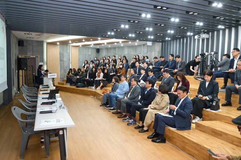 교사와 학부모의 신뢰 회복 첫걸음 '서로 다름이해하기' 정책토론회_8